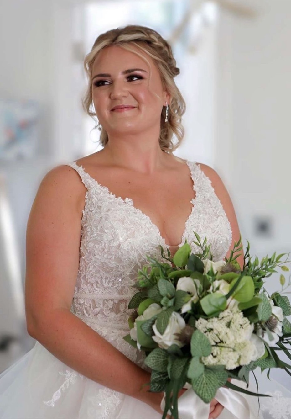 Wedding makeup Glasgow - camera ready bridal look