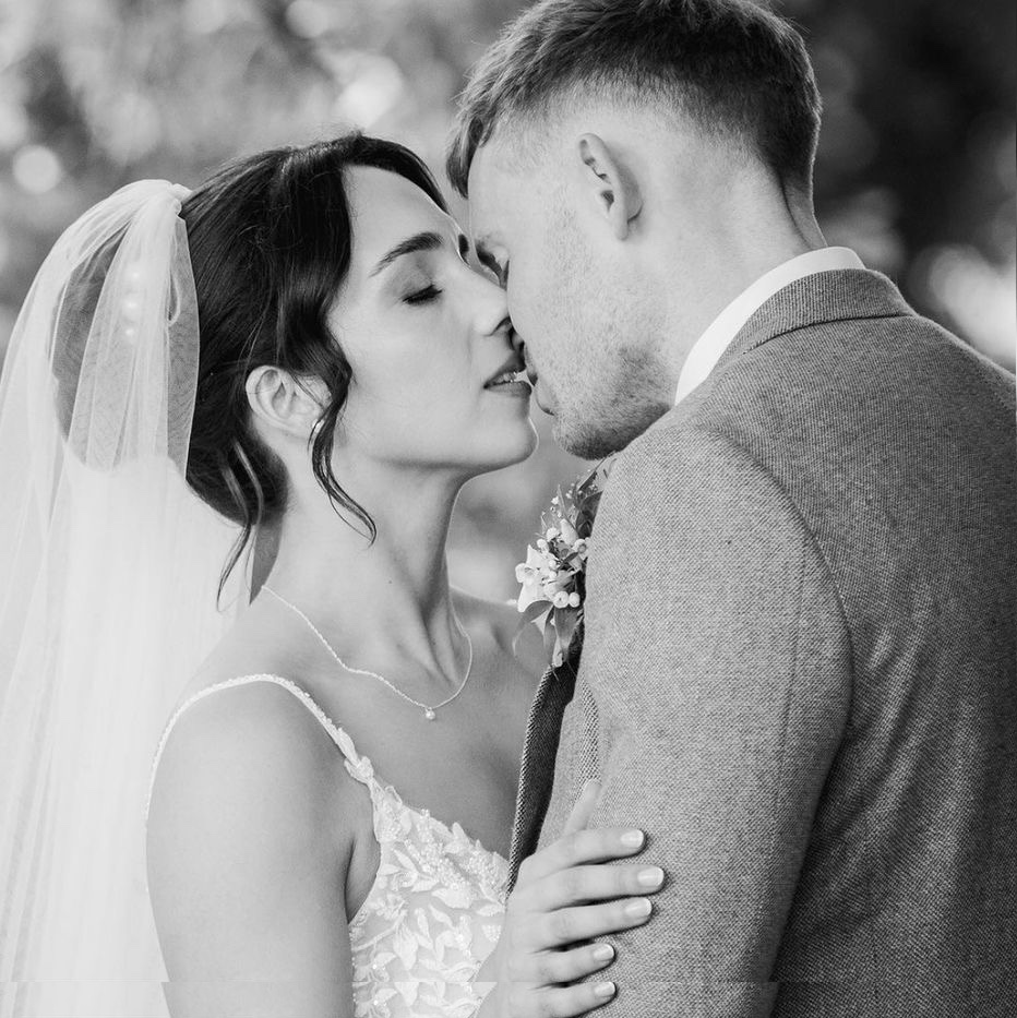 Occasion makeup artist - party ready glam