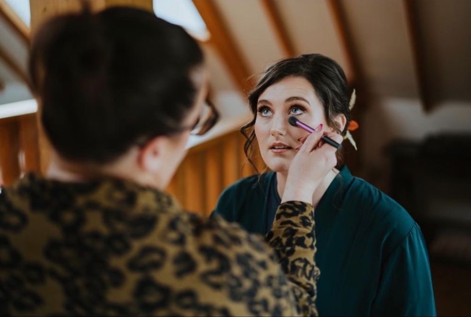 Wedding makeup artist Glasgow - bride getting ready